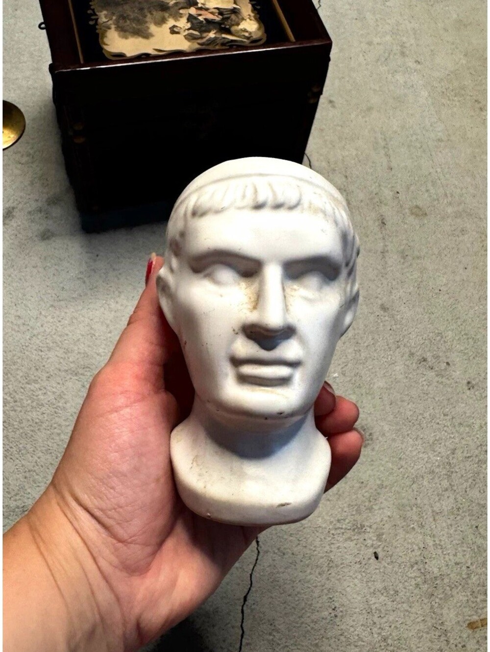 Sonic After Shave 6 fl oz Figural Ceramic Head Bottle Dr. Darr Industries